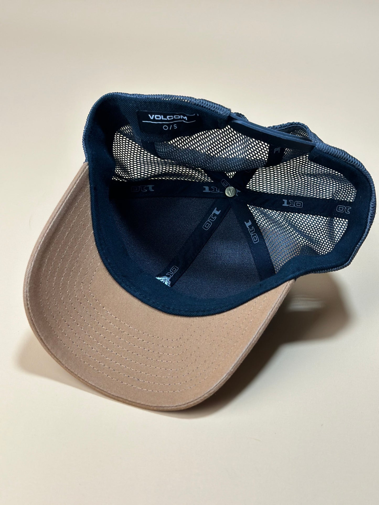 Volcom Net Snapback
