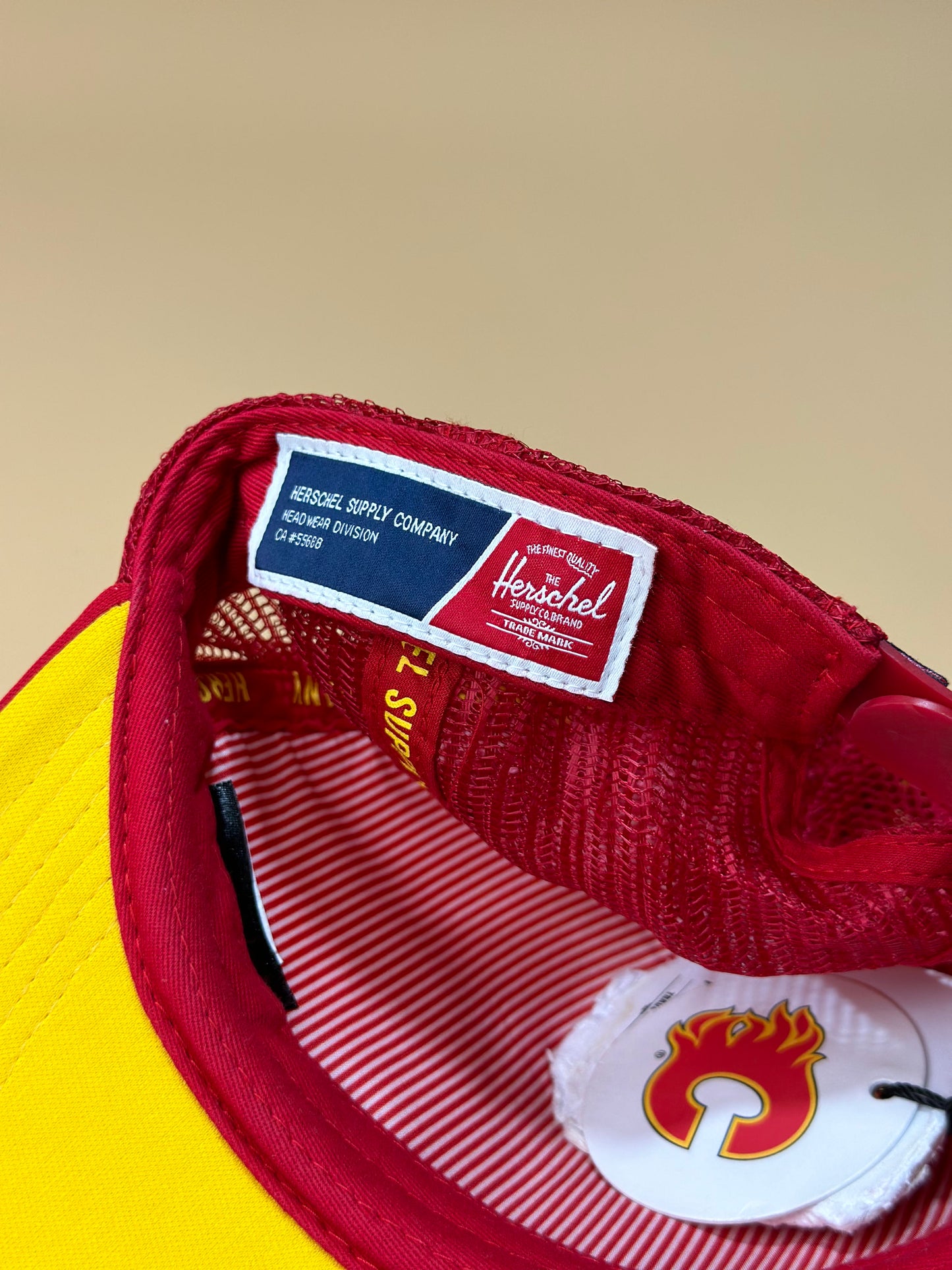 Herschel Calgary Flames Net Snapback