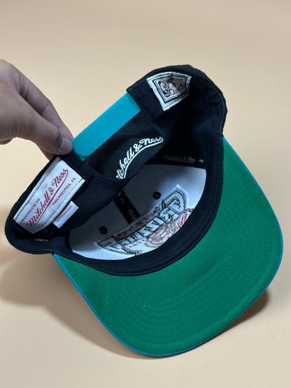 Mitchell & Ness Vancouver Grizzlies Snapback